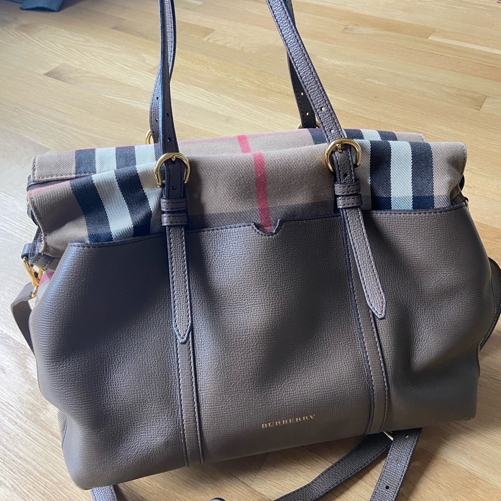 Burberry diaper bag color taupe